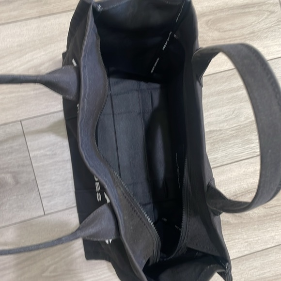 ♠️THE MARC JACOBS TOTE♠️ -Large - Picture 4 of 5